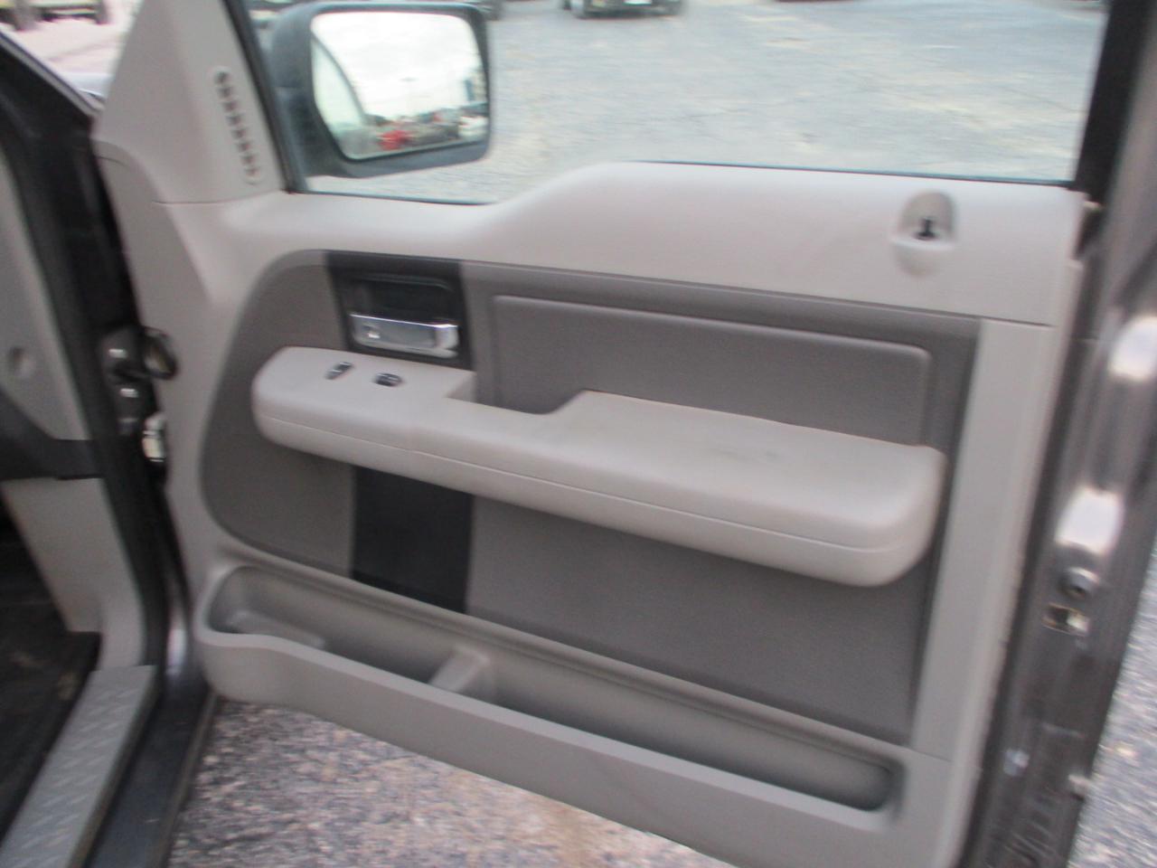 Ford F-150 2WD SuperCab 145" XL 2008