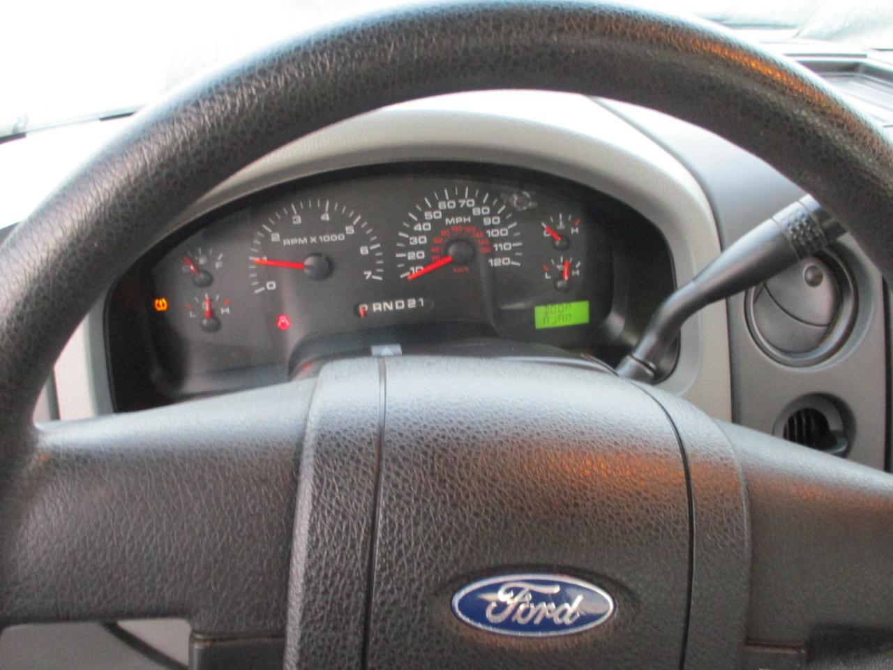 Ford F-150 2WD SuperCab 145" XL 2008