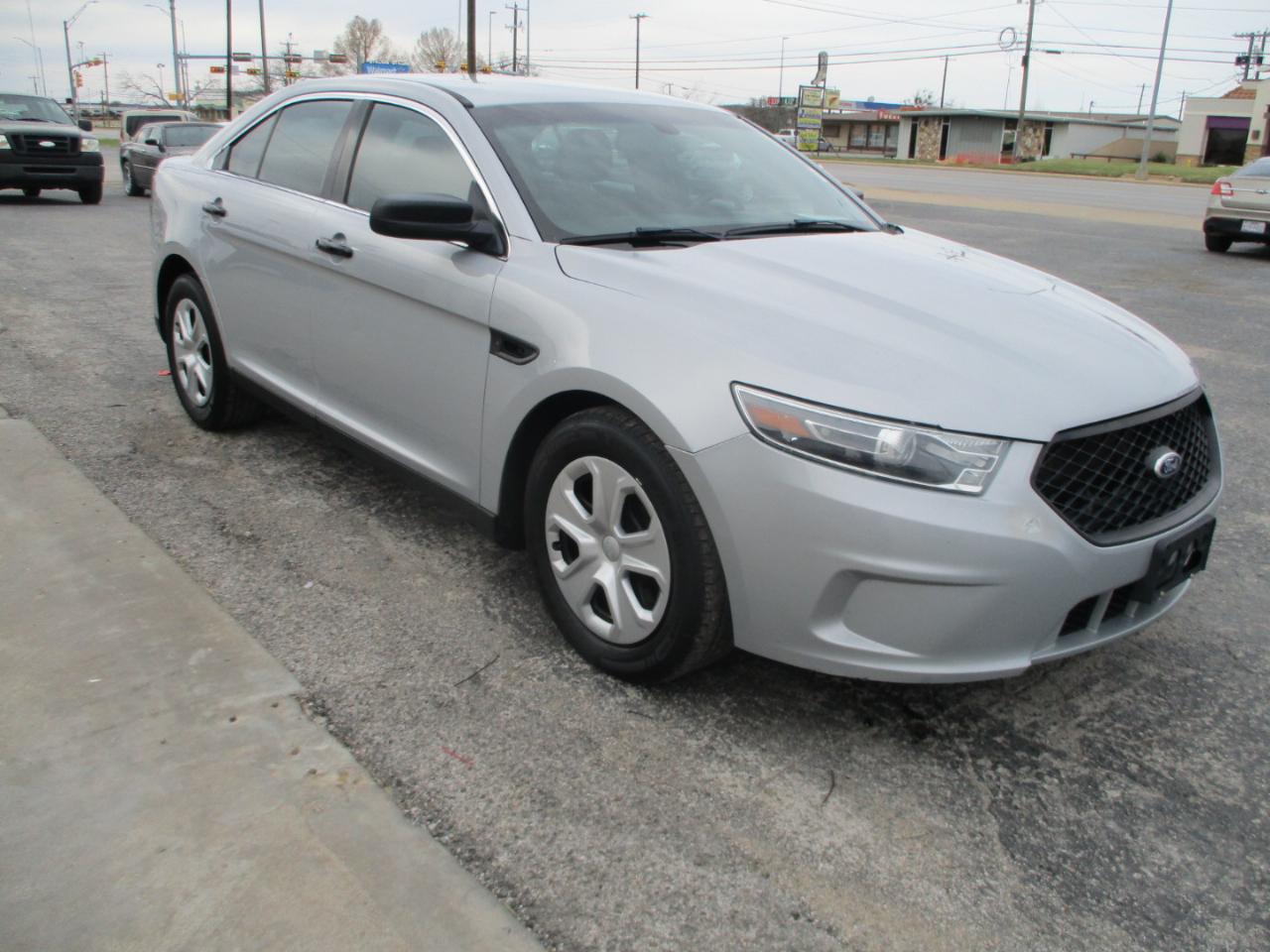 Ford TAURUS SE  2016