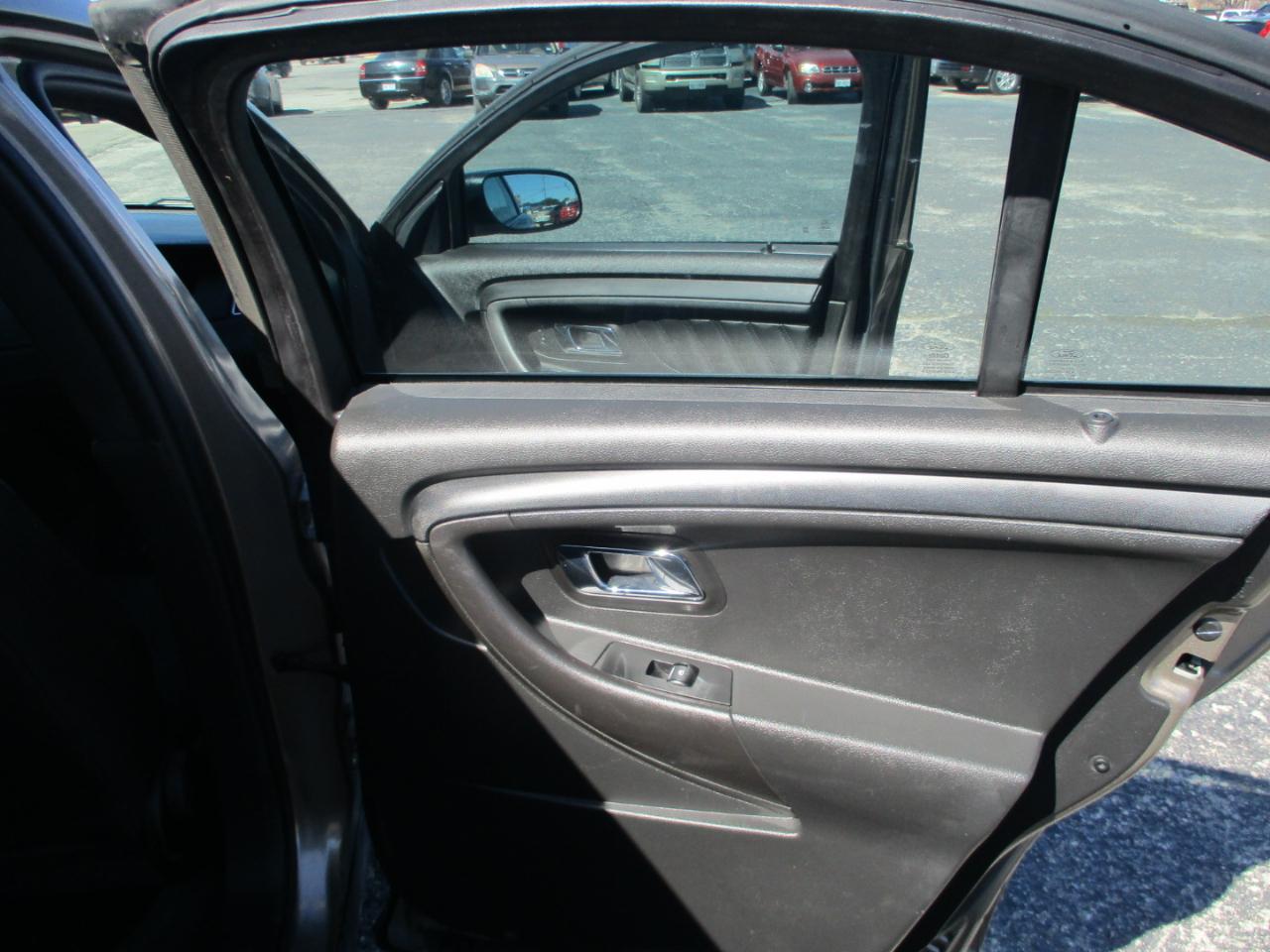 Ford TAURUS SE  2014