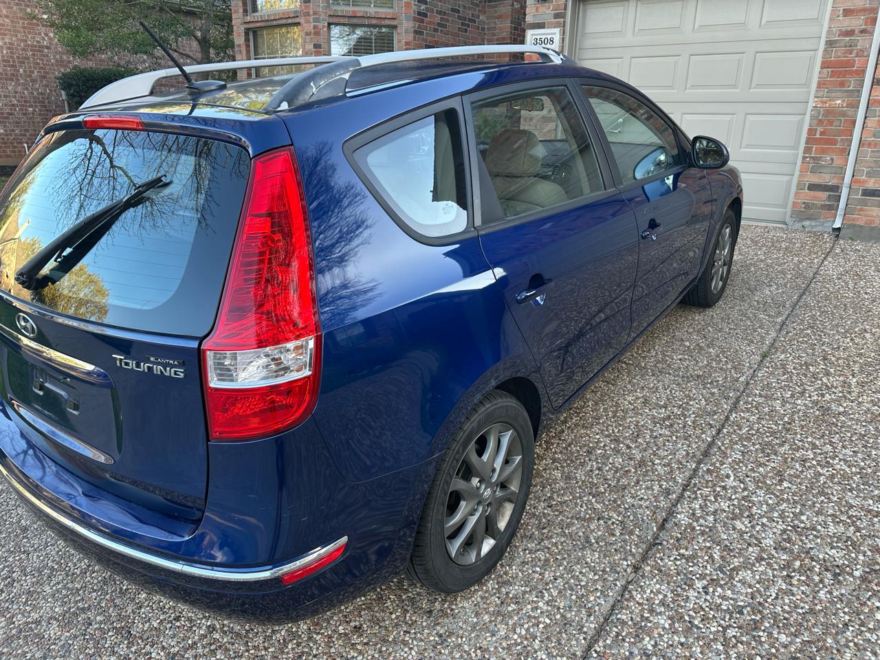 Hyundai Elantra Touring 4dr Wgn Auto GLS 2012