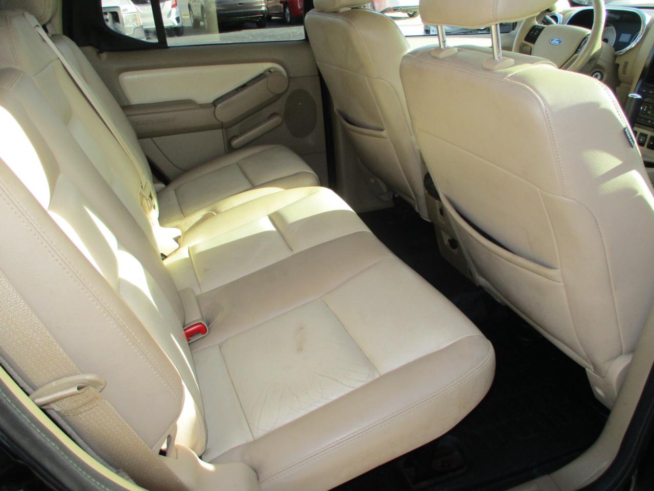 Ford Explorer Sport Trac RWD 4dr Limited 2010