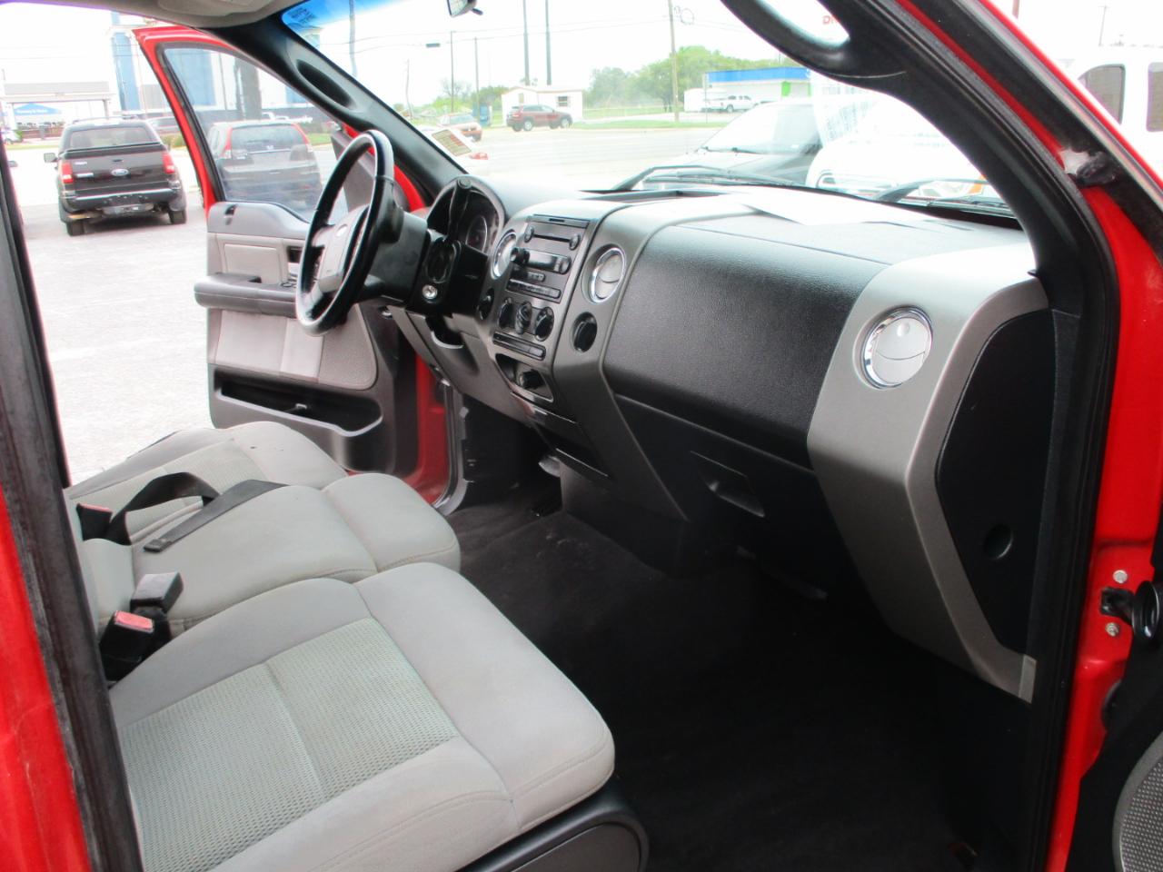 Ford F-150 SuperCrew 139" FX4 4WD 2006