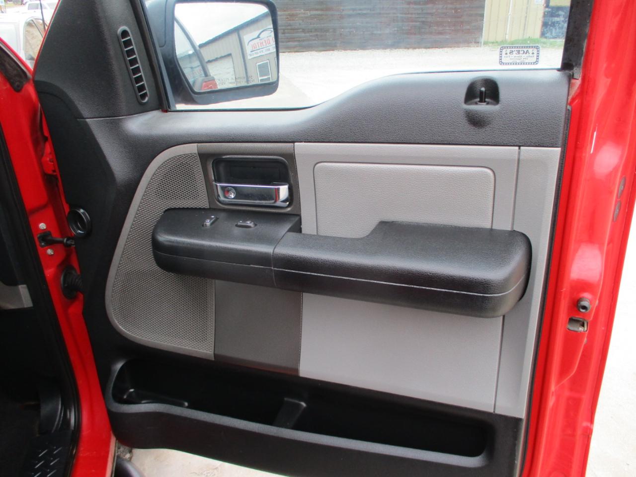 Ford F-150 SuperCrew 139" FX4 4WD 2006