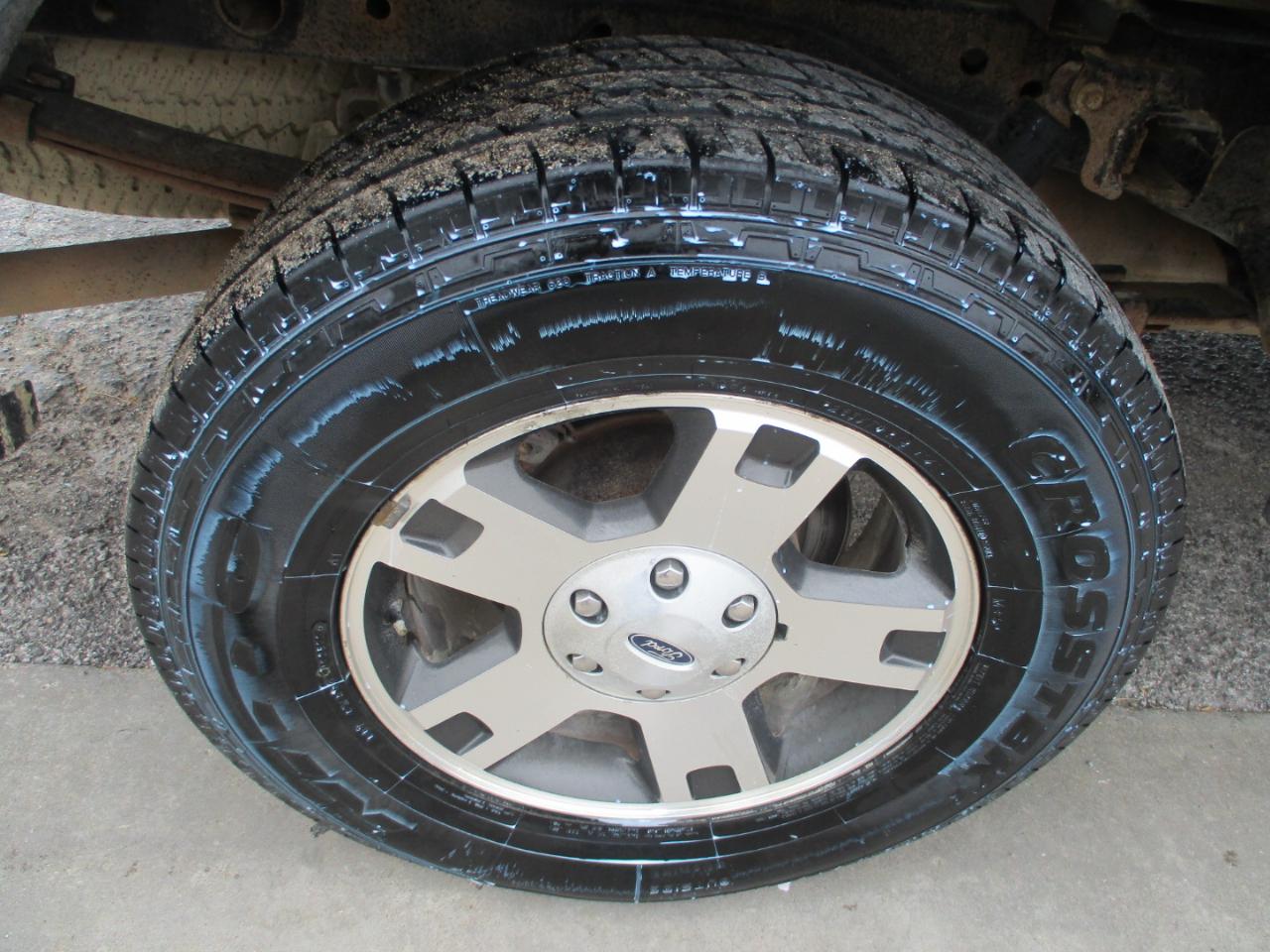 Ford F-150 SuperCrew 139" FX4 4WD 2006