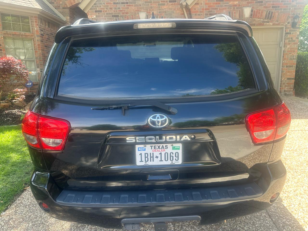 Toyota Sequoia RWD 4.6L SR5 (Natl) 2012