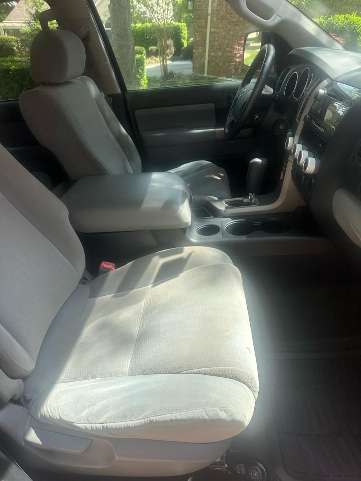 Toyota Sequoia RWD 4.6L SR5 (Natl) 2012