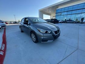 Nissan Versa S 2020