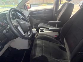 Chrysler Town & Country 4dr Wgn Touring 2012