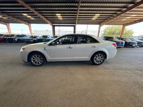 Lincoln MKZ 4dr Sdn FWD 2011