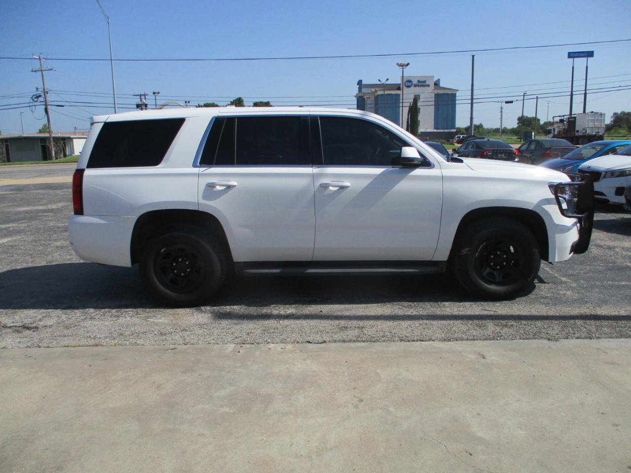 Chevrolet Tahoe  2017
