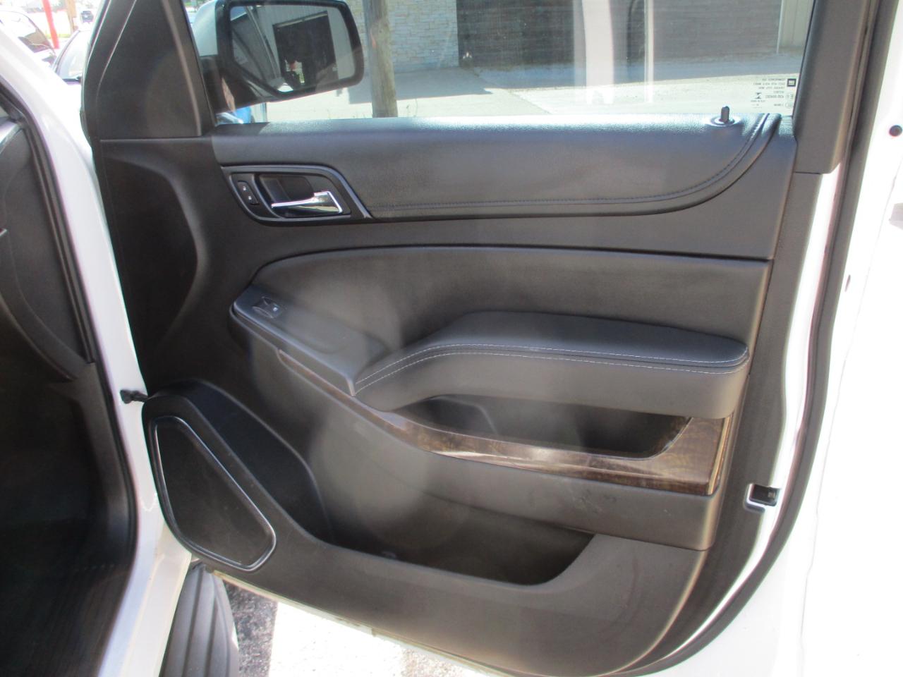 Chevrolet Tahoe  2017