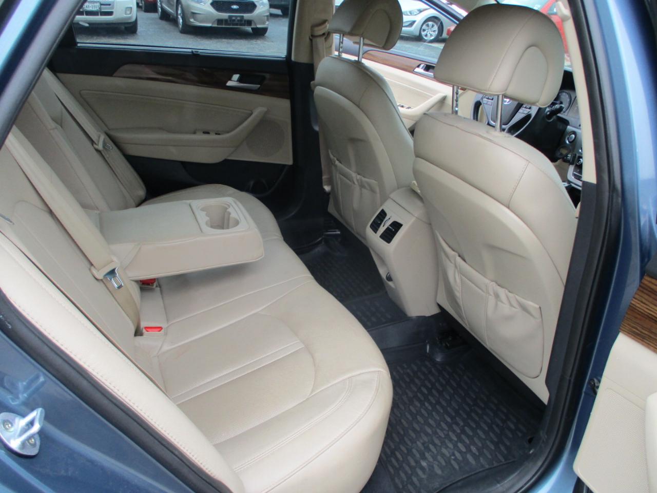 Hyundai Sonata 4dr Sdn 2.4L Limited 2016