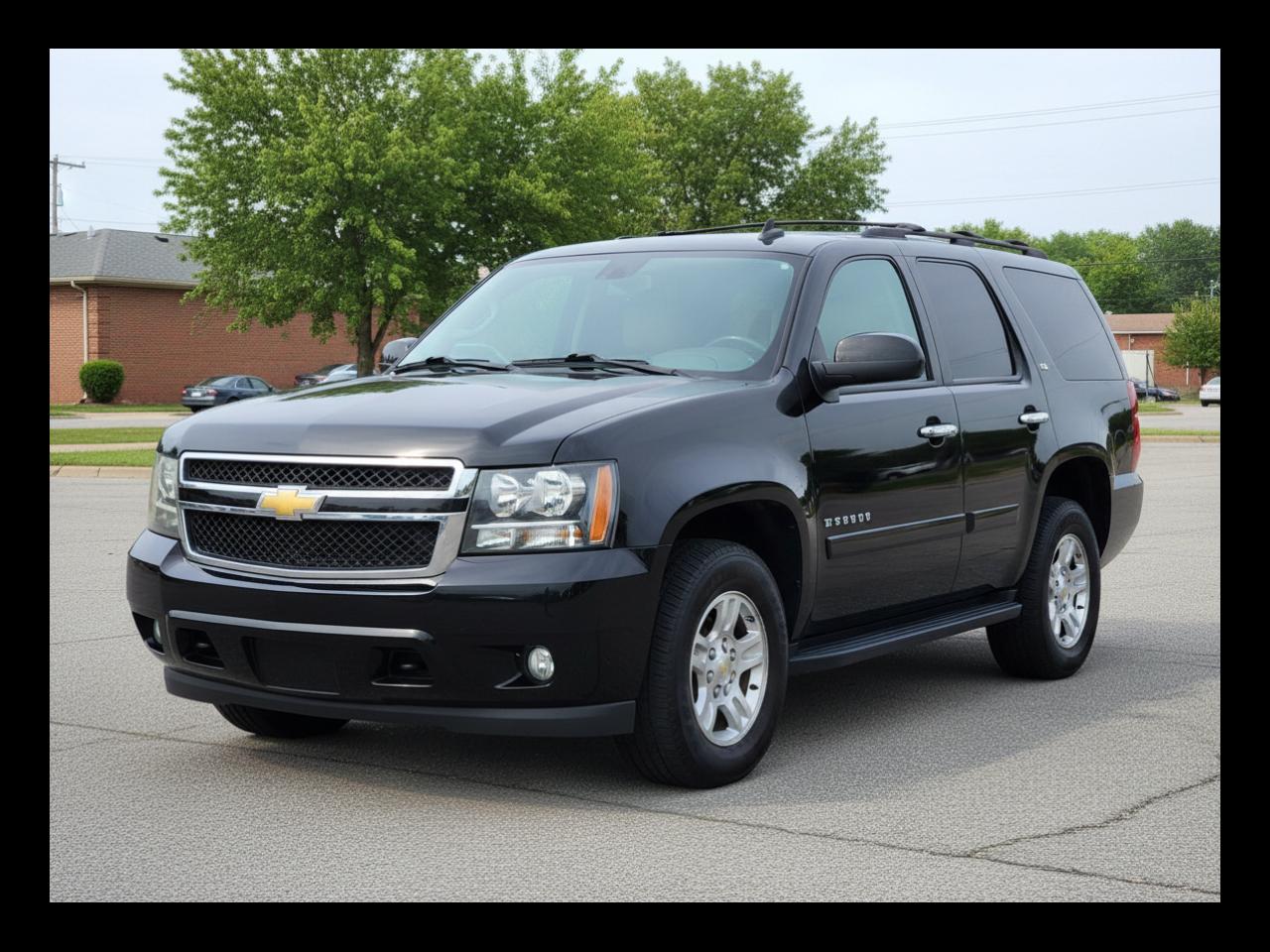 Chevrolet Tahoe  2013