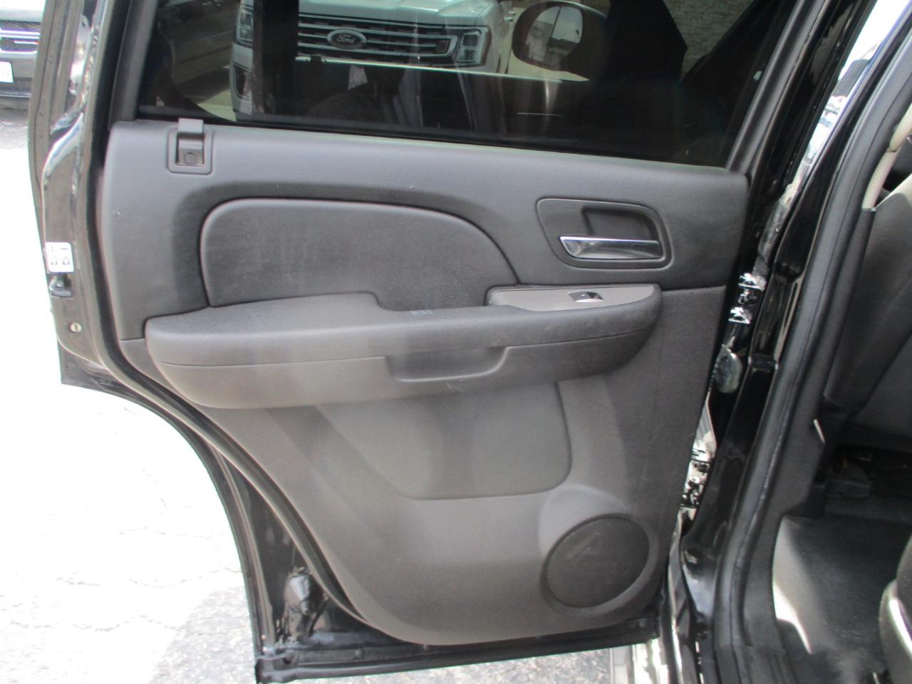 Chevrolet Tahoe  2013