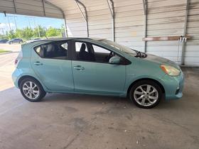 Toyota Prius c 5dr HB Three (Natl) 2012