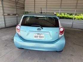 Toyota Prius c 5dr HB Three (Natl) 2012