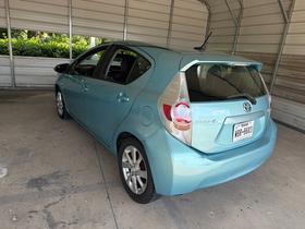 Toyota Prius c 5dr HB Three (Natl) 2012