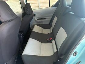 Toyota Prius c 5dr HB Three (Natl) 2012