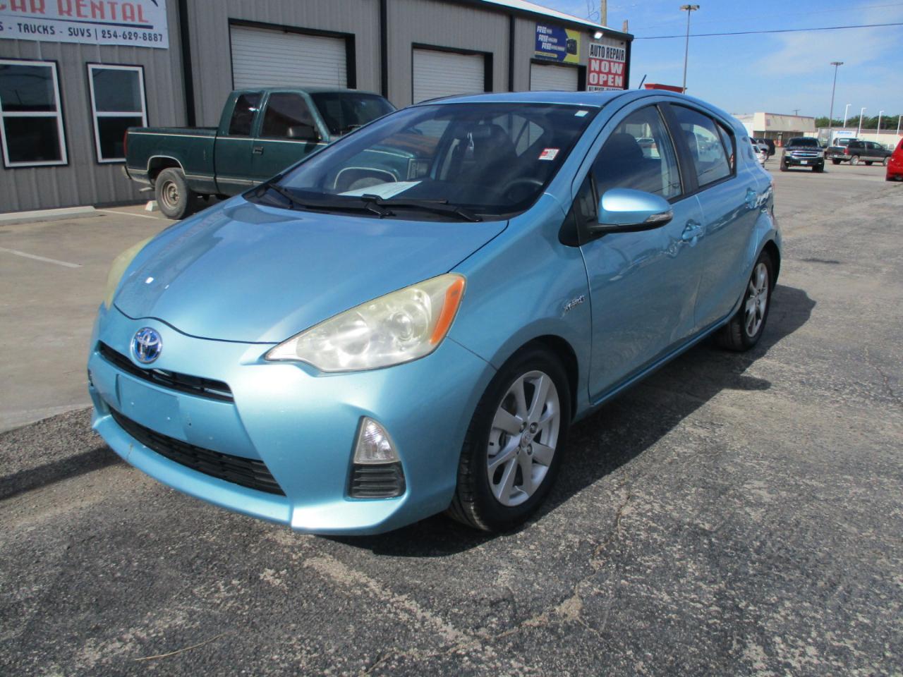 2012 Toyota Prius c 5dr HB Three (Natl)