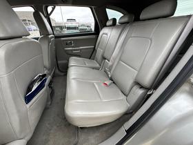 Suzuki XL7 AWD 4dr Special Edition w/3rd Row 2008