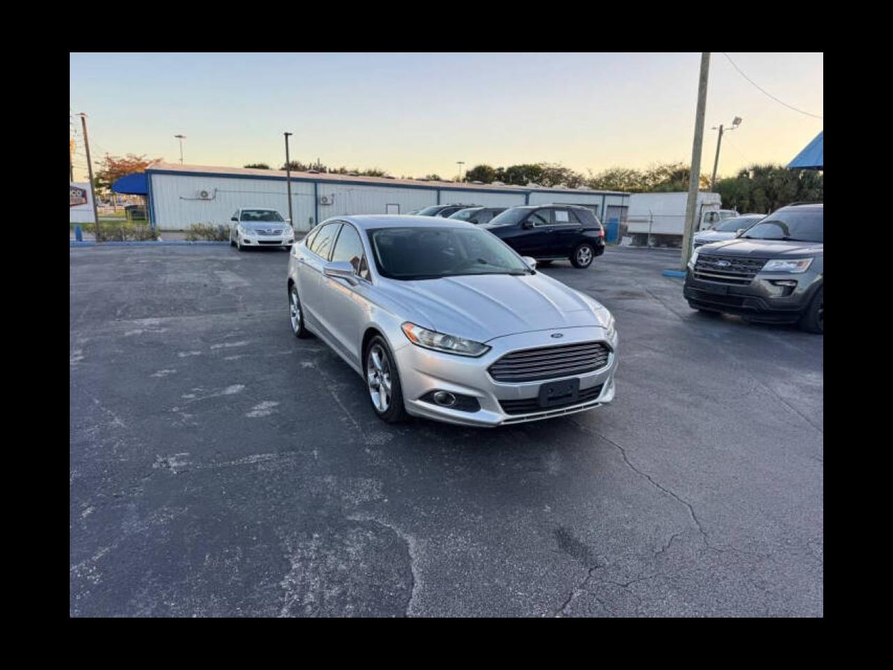 Ford Fusion 4dr Sdn S FWD 2014