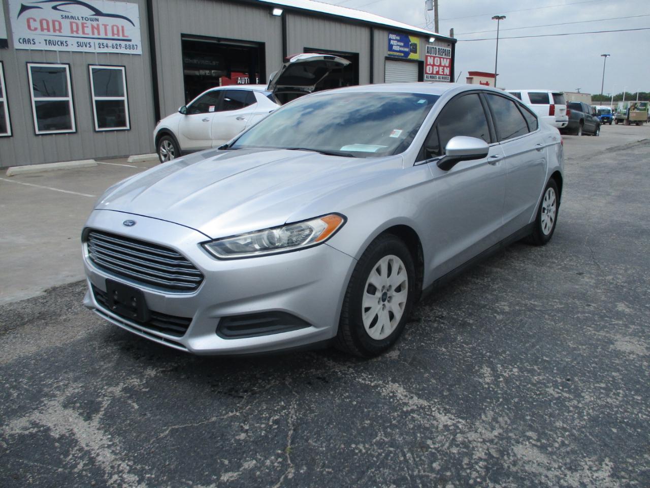 2014 Ford Fusion S I4 FWD's photo