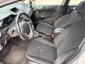 Ford Fiesta 4dr Sdn SE 2015