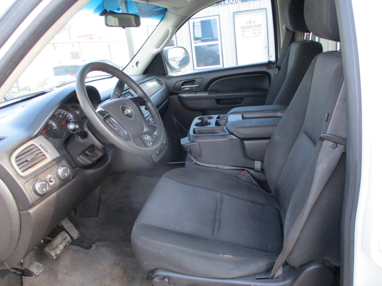 Chevrolet Tahoe  2012