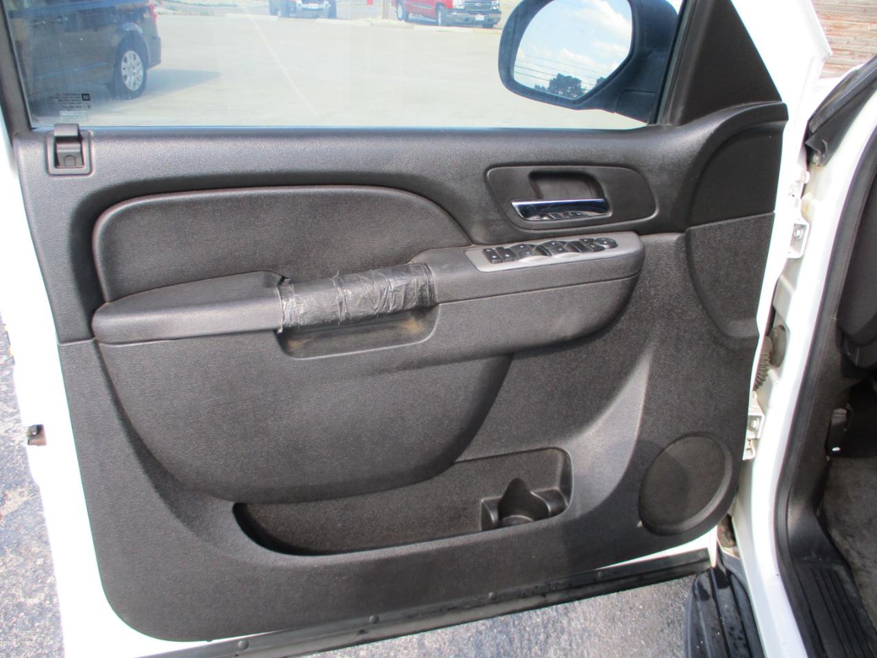 Chevrolet Tahoe  2012