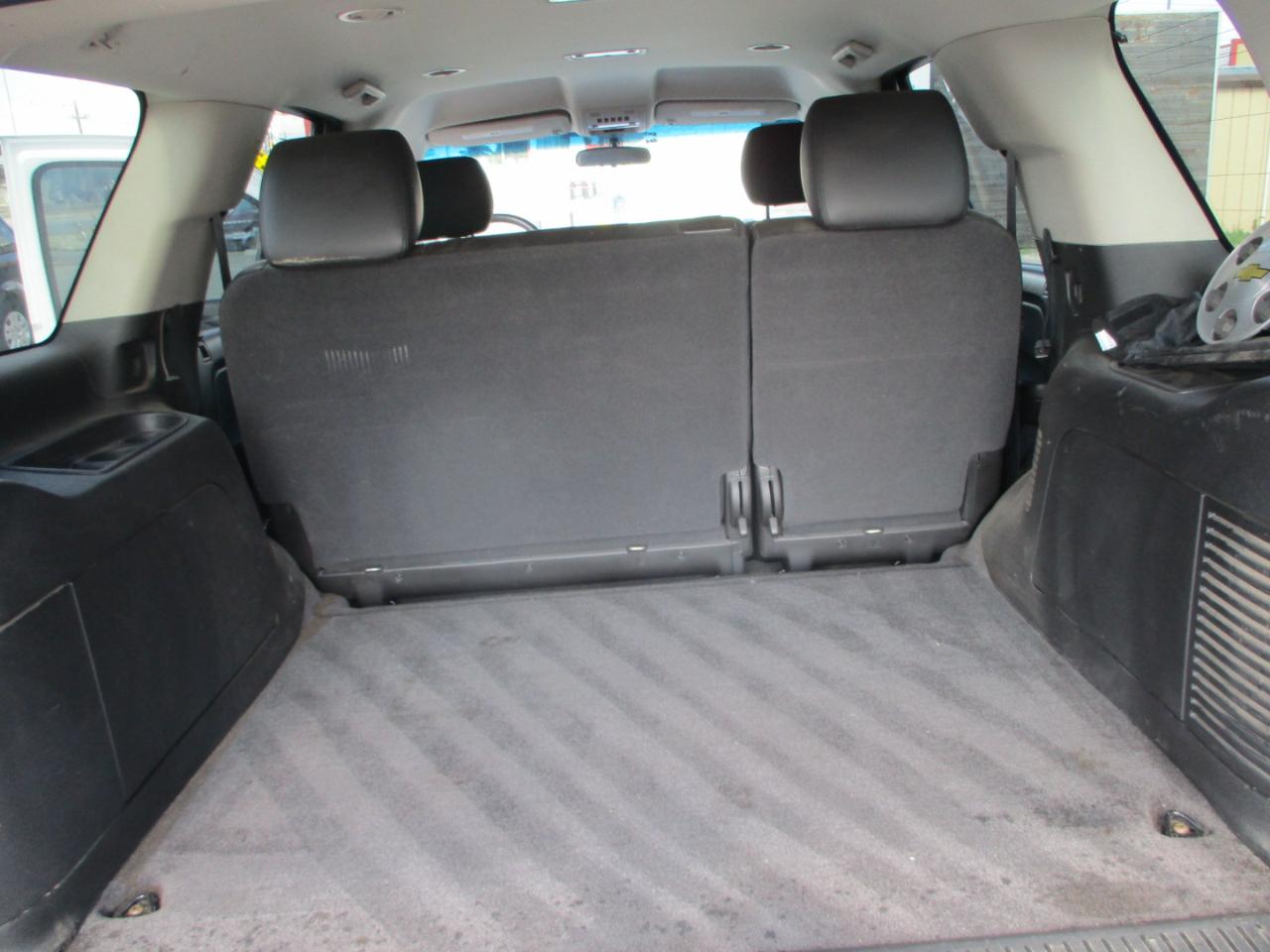 Chevrolet Tahoe  2012