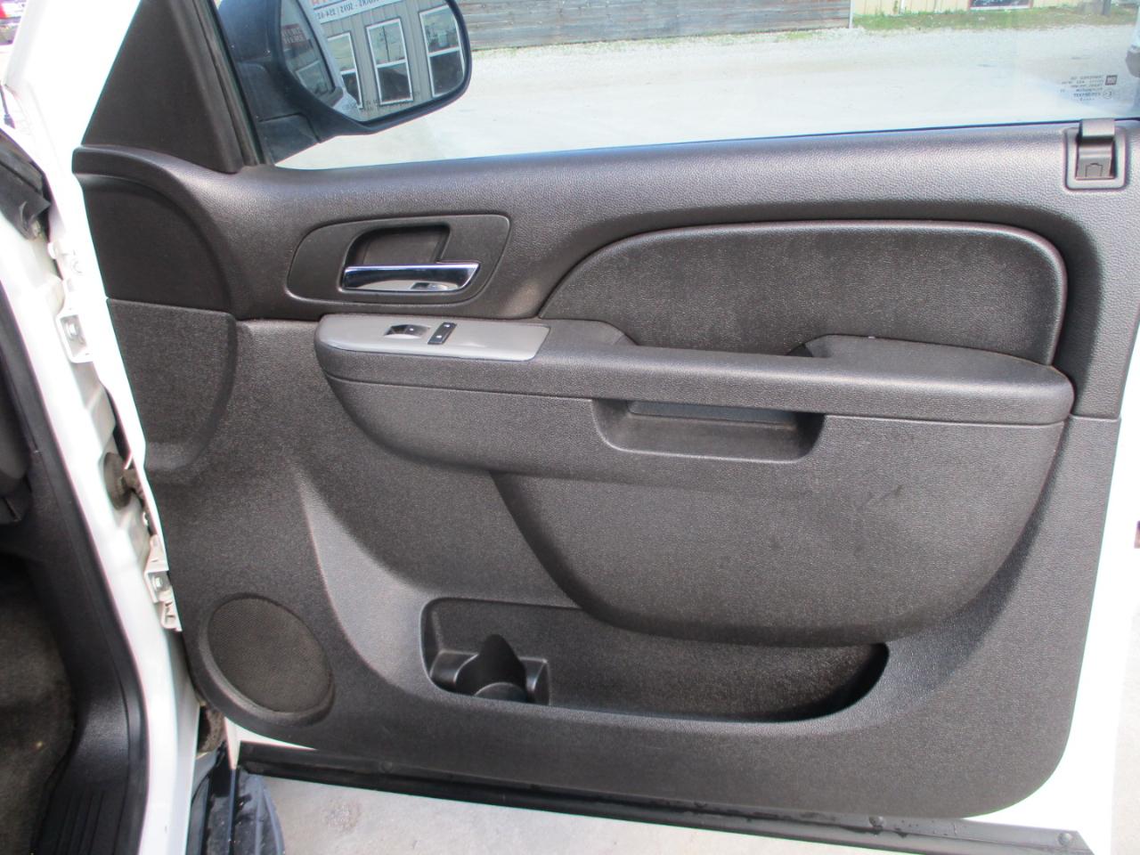 Chevrolet Tahoe  2012