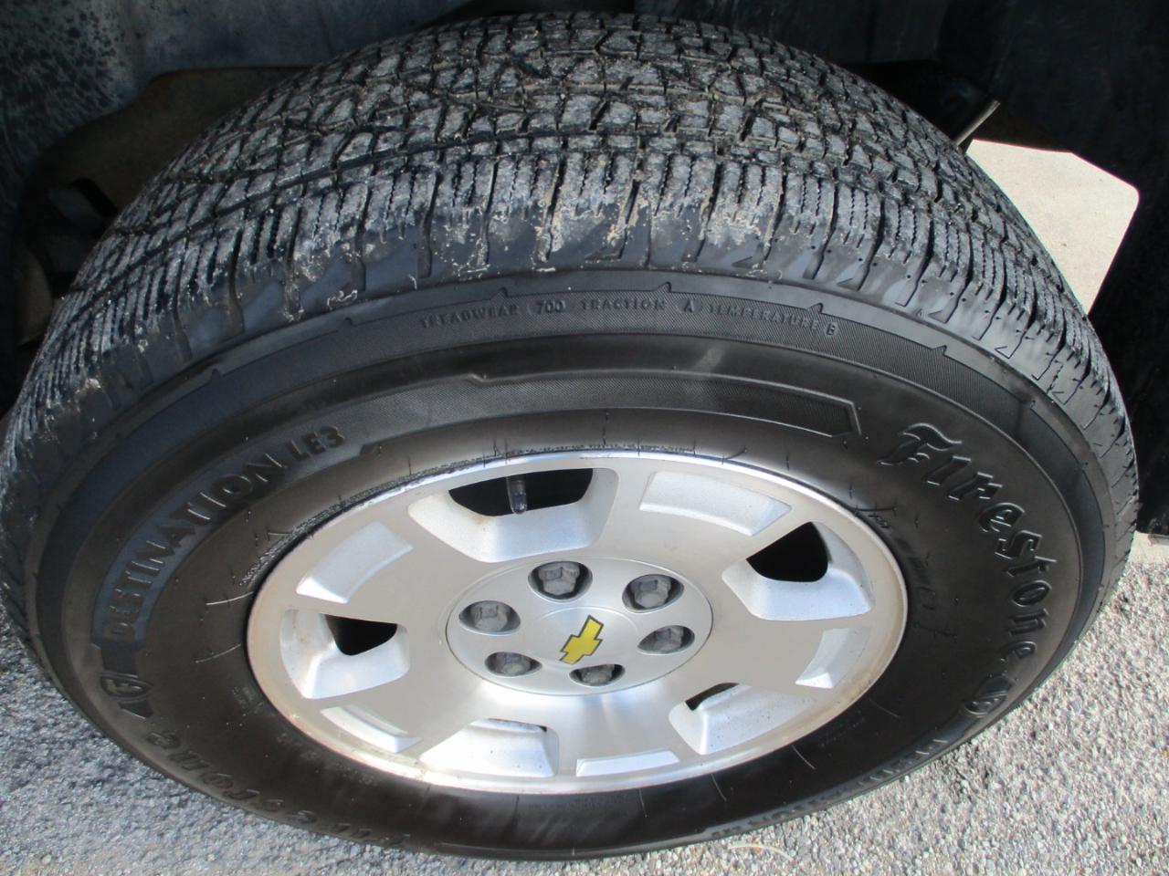 Chevrolet Tahoe  2012