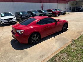 Scion FR-S 2dr Cpe Man (Natl) 2013