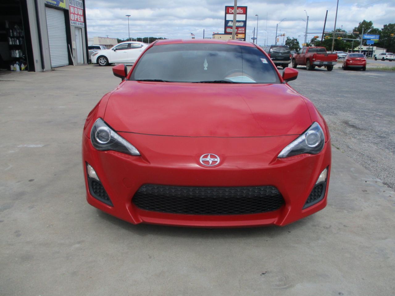 Scion FR-S 2dr Cpe Auto (Natl) 2013
