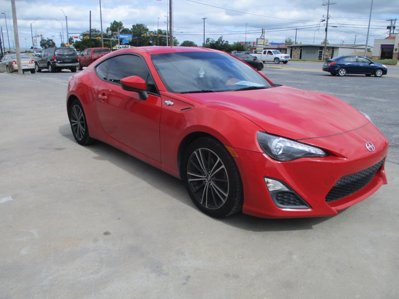 Scion FR-S 2dr Cpe Auto (Natl) 2013