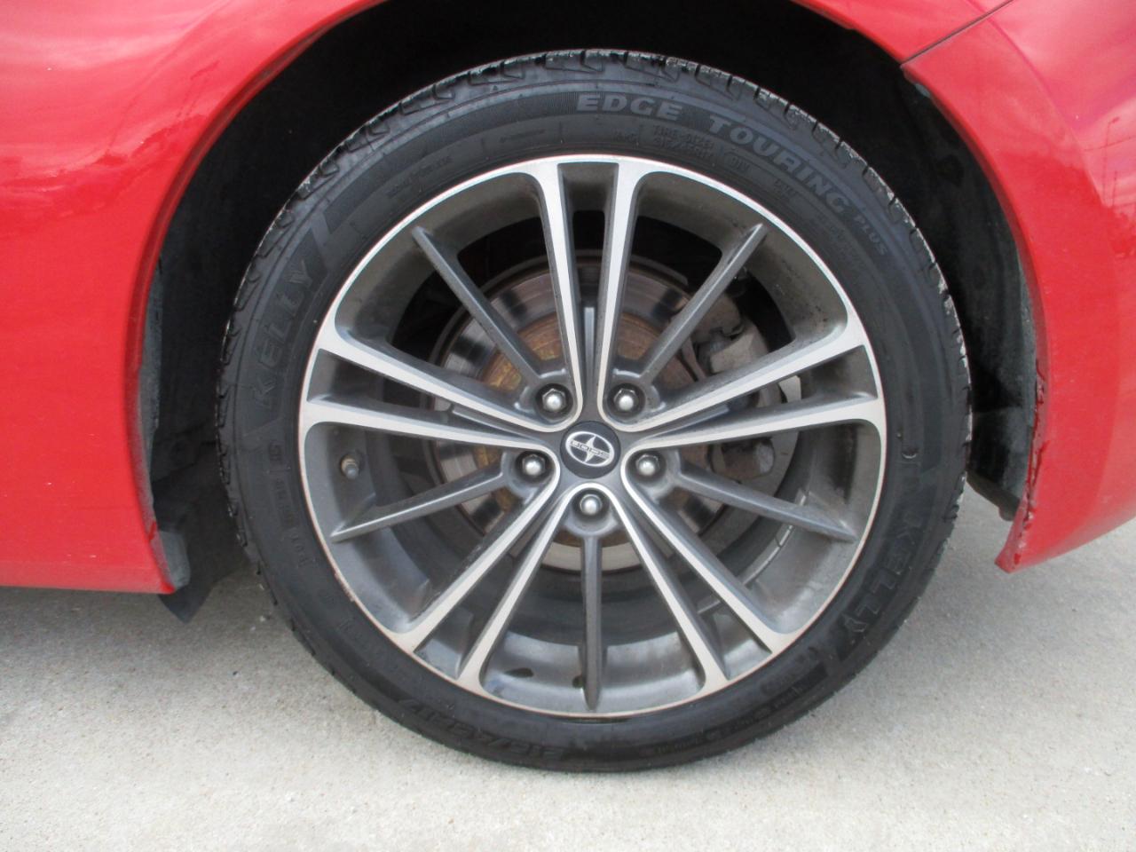 Scion FR-S 2dr Cpe Auto (Natl) 2013