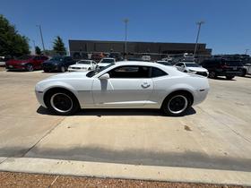 Chevrolet Camaro 2dr Cpe LS w/2LS 2013