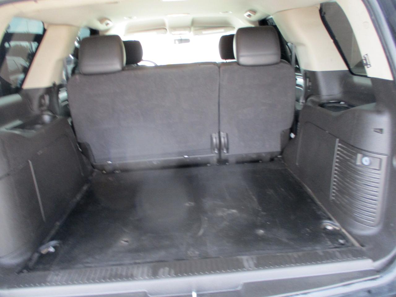 Chevrolet Tahoe  2014