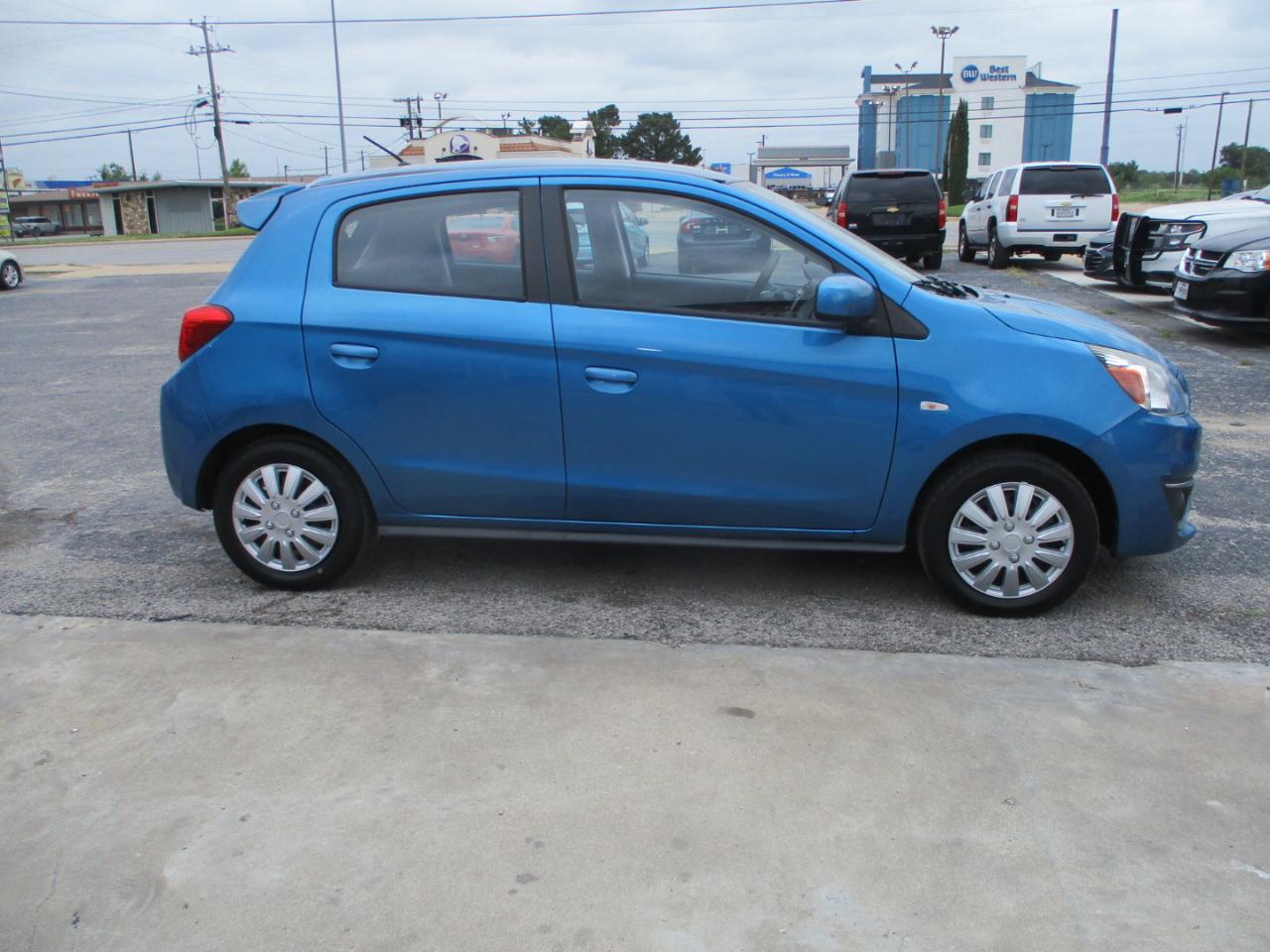Mitsubishi Mirage ES 2018