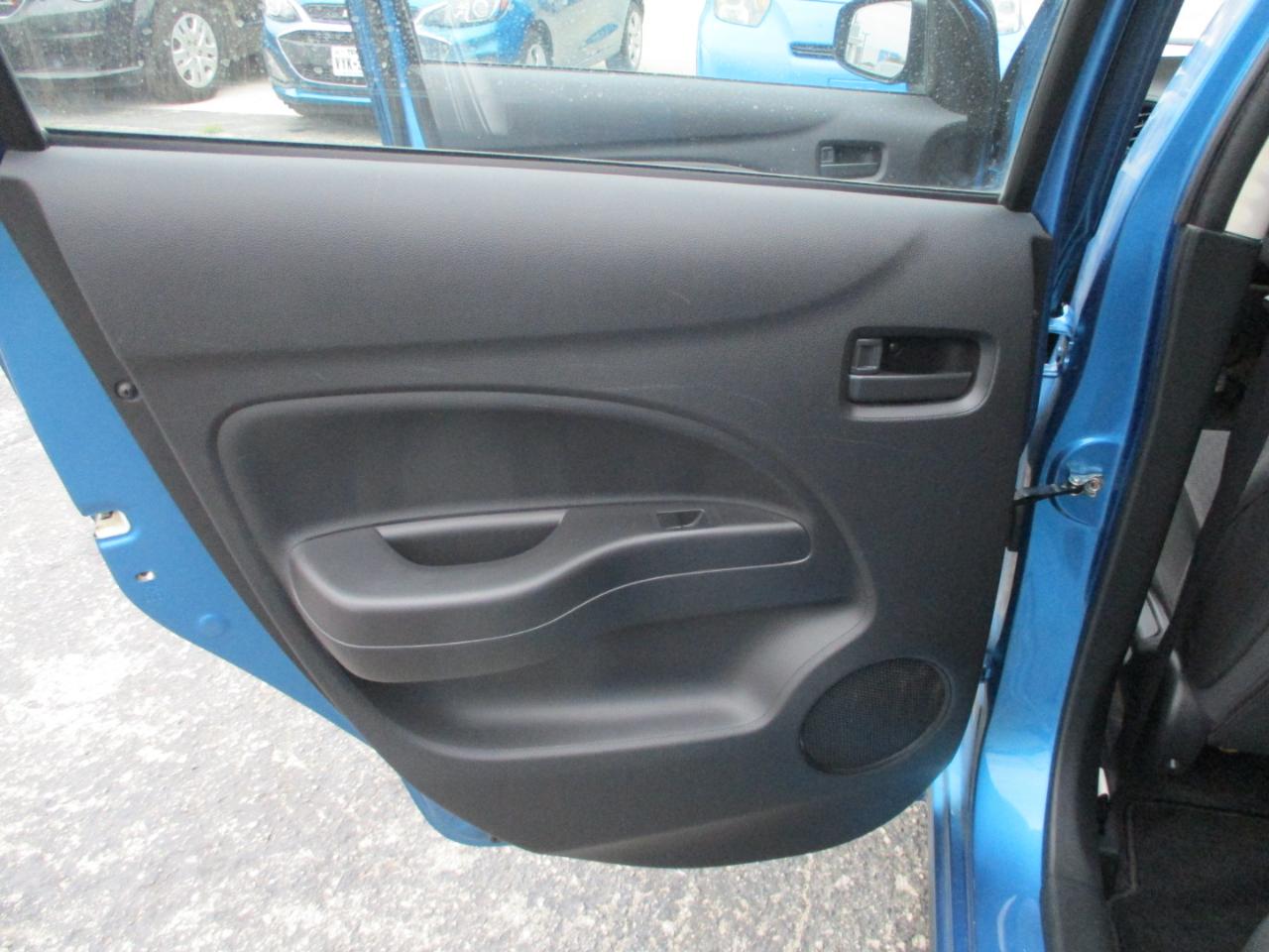 Mitsubishi Mirage ES 2018