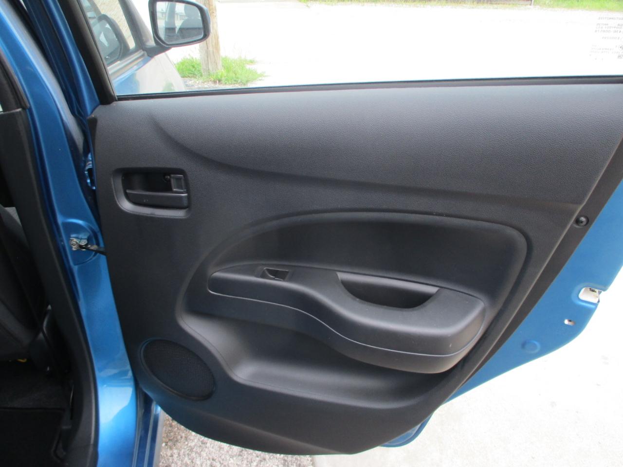 Mitsubishi Mirage ES 2018