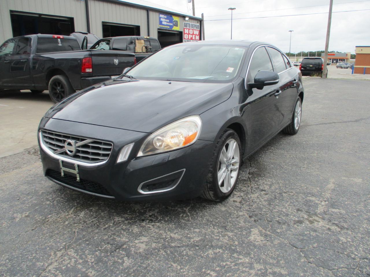 2013 Volvo S60 4dr Sdn T5 FWD