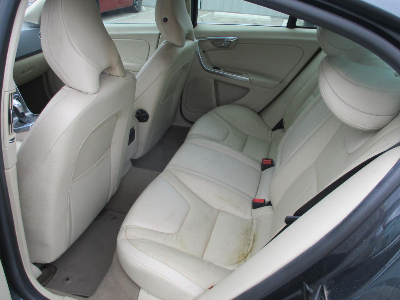 Volvo S60 4dr Sdn T5 FWD 2013