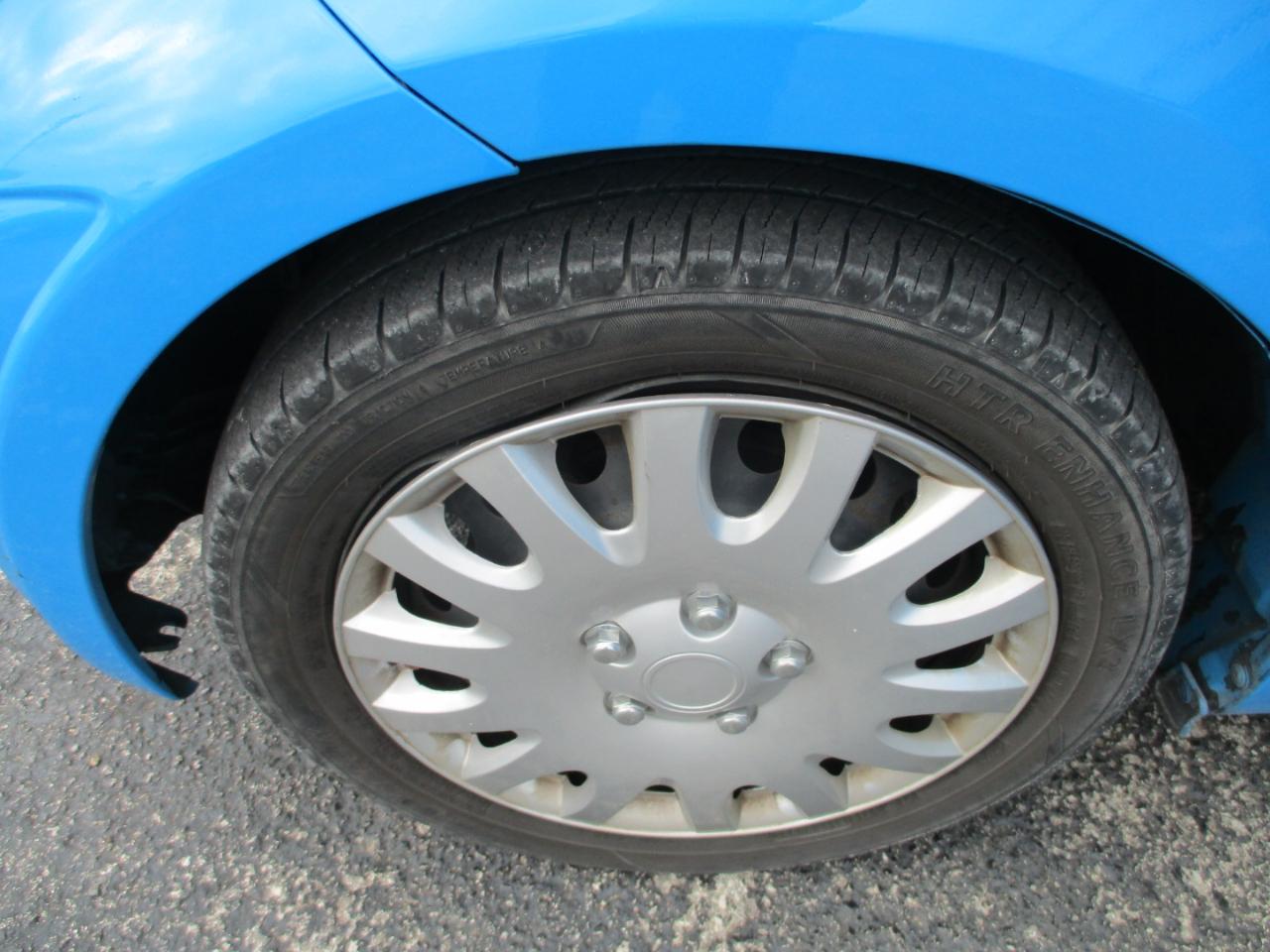 Scion iQ 3dr HB (Natl) 2013