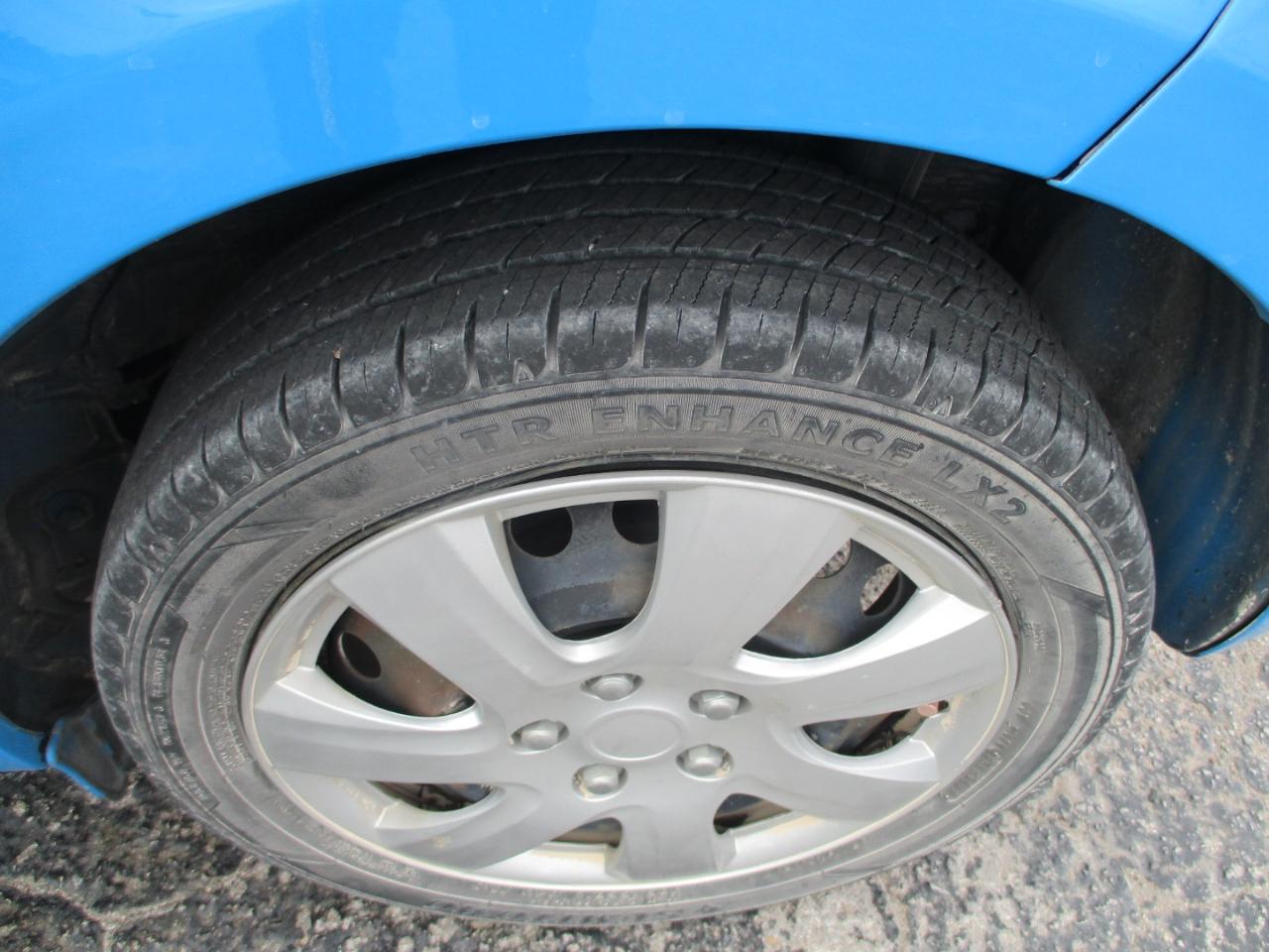 Scion iQ 3dr HB (Natl) 2013