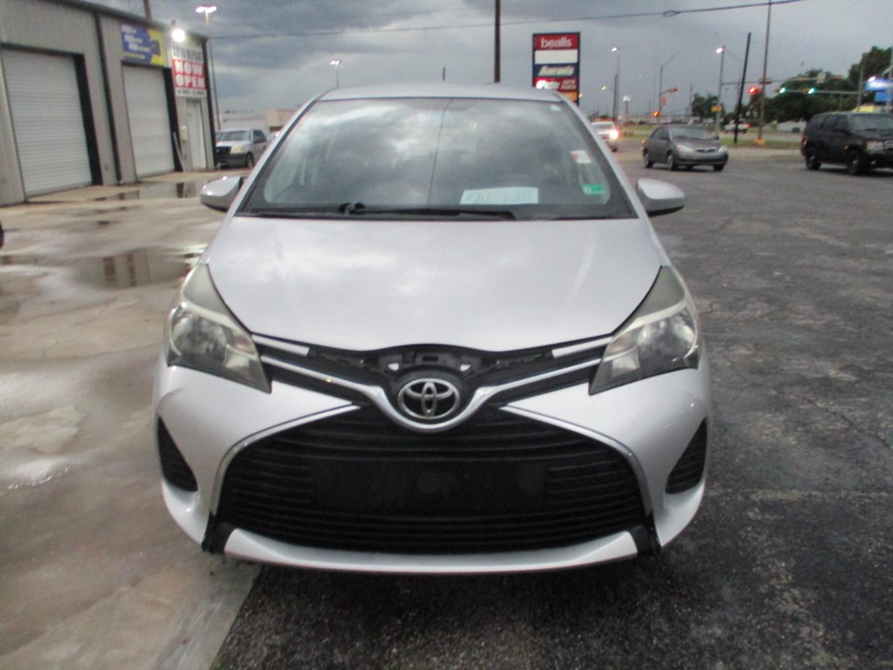 Toyota Yaris 5dr Liftback Auto LE (Natl) 2015