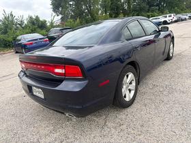 Dodge Charger 4dr Sdn SE RWD 2014