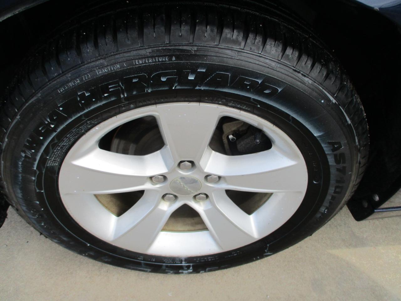 Dodge Charger 4dr Sdn SE RWD 2014