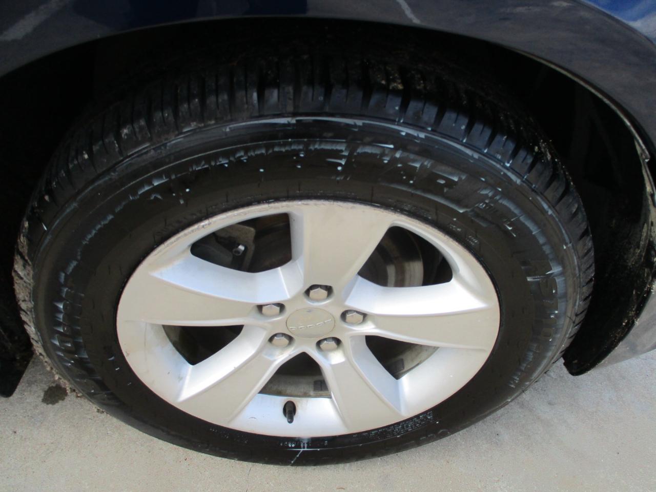 Dodge Charger 4dr Sdn SE RWD 2014